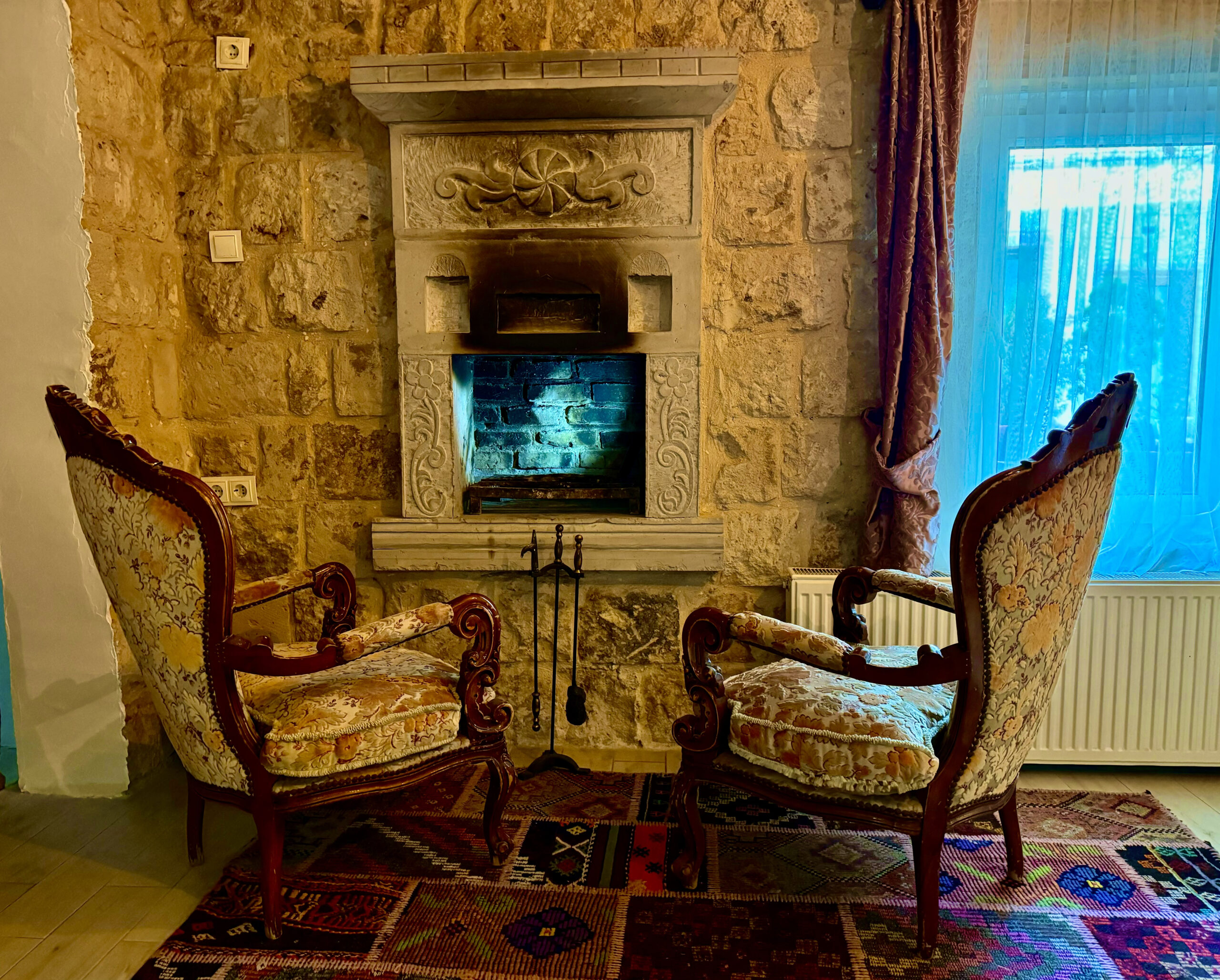 302 Suite Room