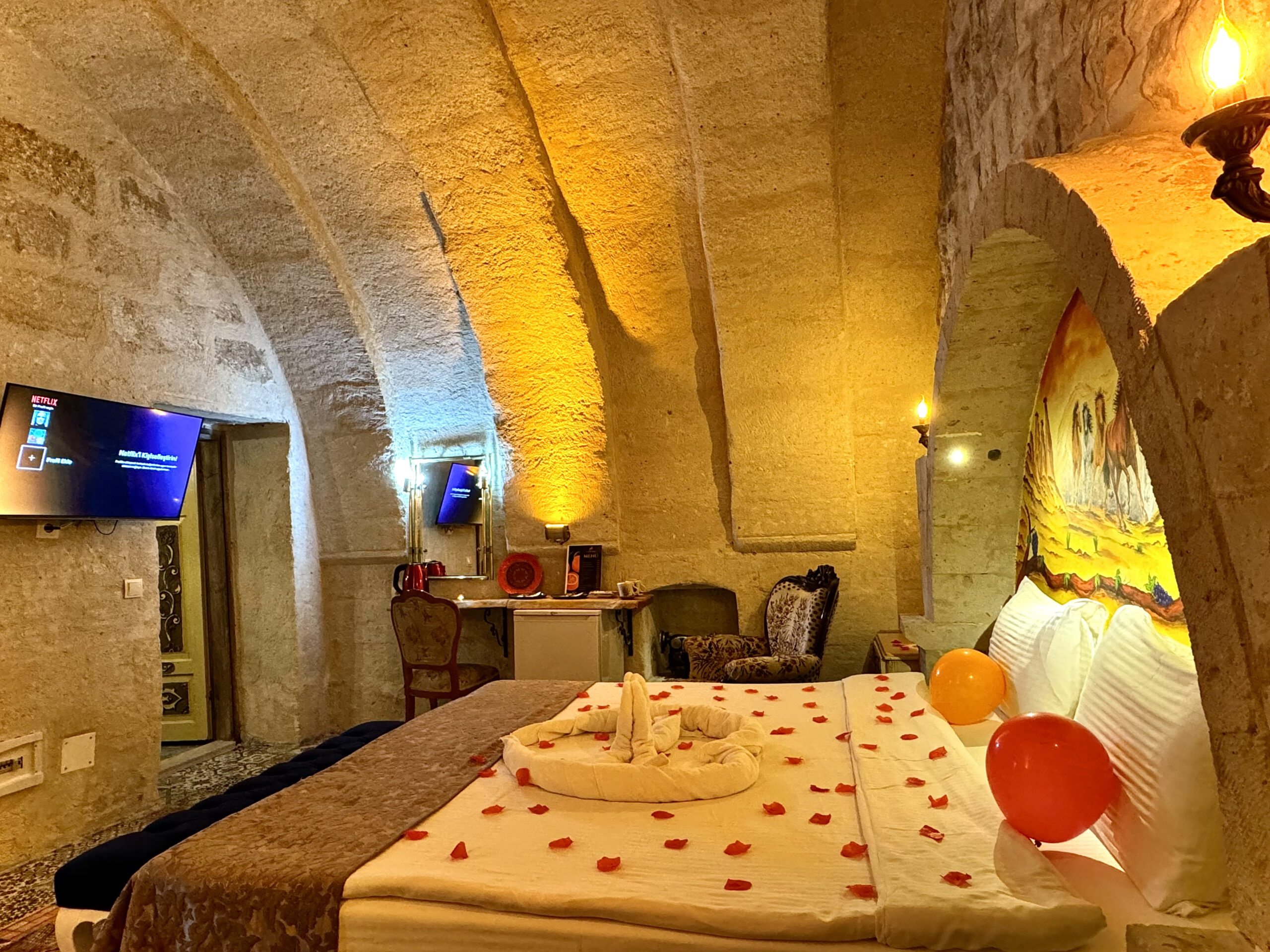 302 Suite Room